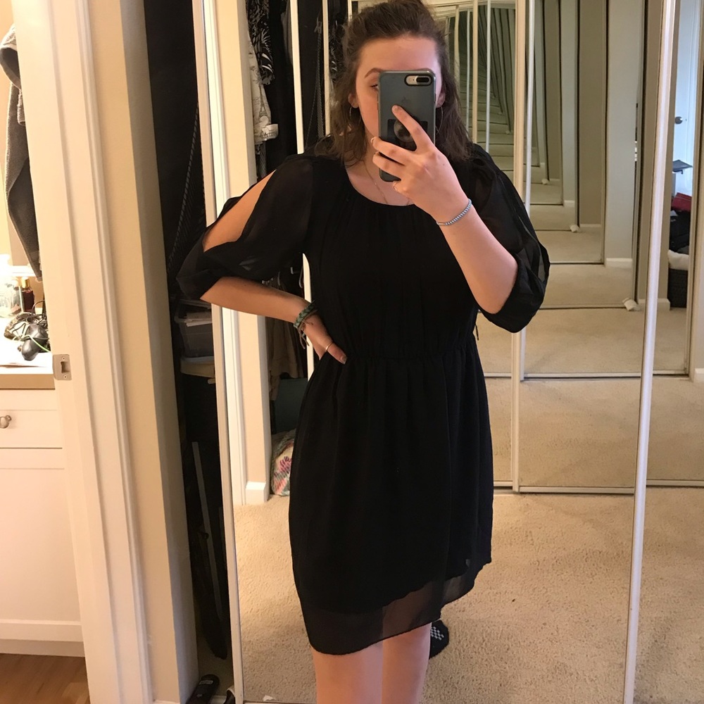 Black short dress